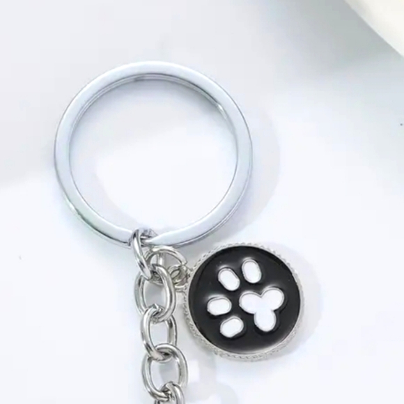 NEW! Bernese Mountain Dog Pawprint🐾 "Dog Mom" Keychain/Purse 👜🎒 Charm ~ 🐕🎁 - Picture 7 of 15